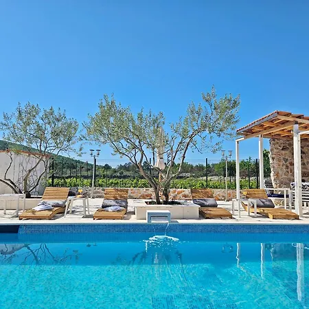 Flamingo - House With Private Pool Villa Gornji Seget