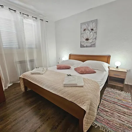 Villa Flamingo - House With Private Pool Gornji Seget