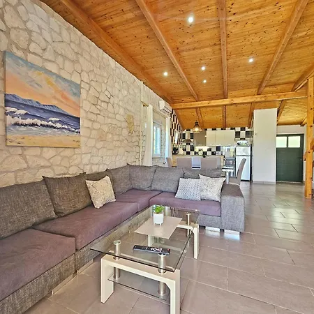 Flamingo - House With Private Pool Villa *