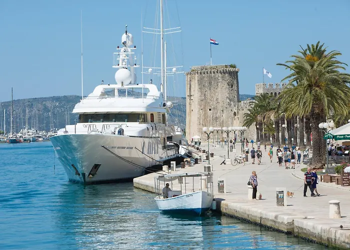 Villa Flamingo - House With Private Pool Gornji Seget