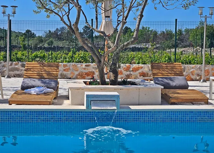 Flamingo - House With Private Pool Villa