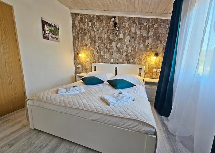 Flamingo - House With Private Pool * Gornji Seget