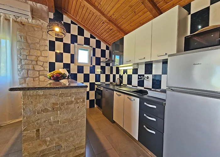 Villa Flamingo - House With Private Pool