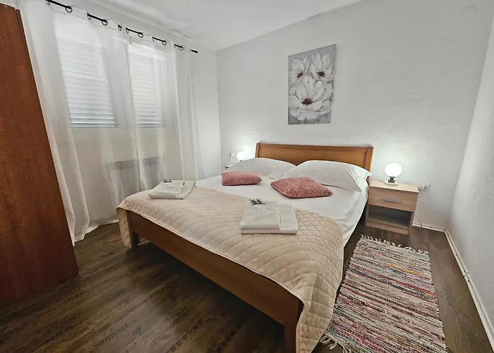 Villa Flamingo - House With Private Pool Gornji Seget