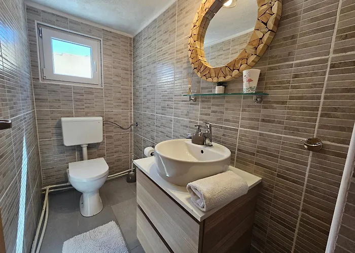 Flamingo - House With Private Pool